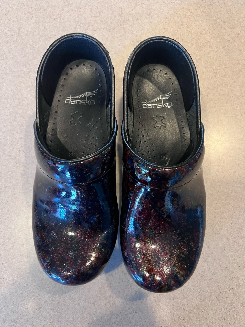 Dansko Patent Leather Muticolor Printed Clogs Nursing, Healthcare Size 36